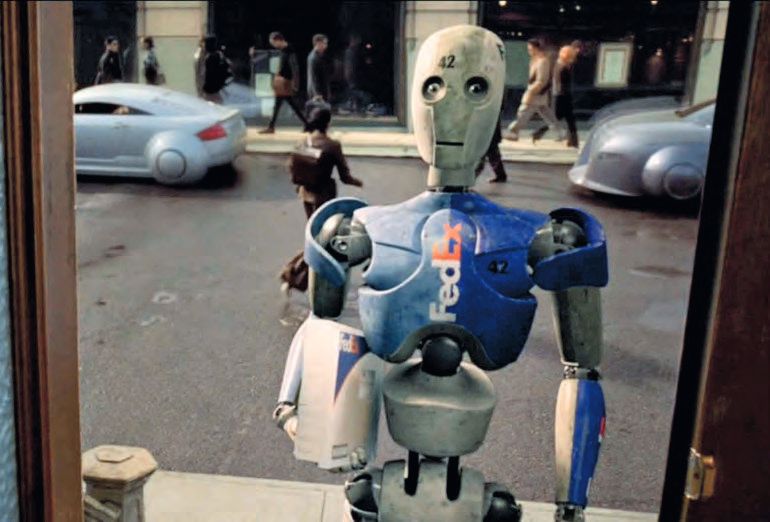 Ein Roboter steht vor einem Fenster.